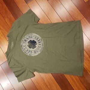 Lucky brand. Women's Medium short sleeve T-shirt Olive Green Clover